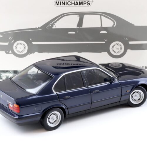 1:18 Minichamps BMW 535i E34 Limousine 1988 dark blue metallic