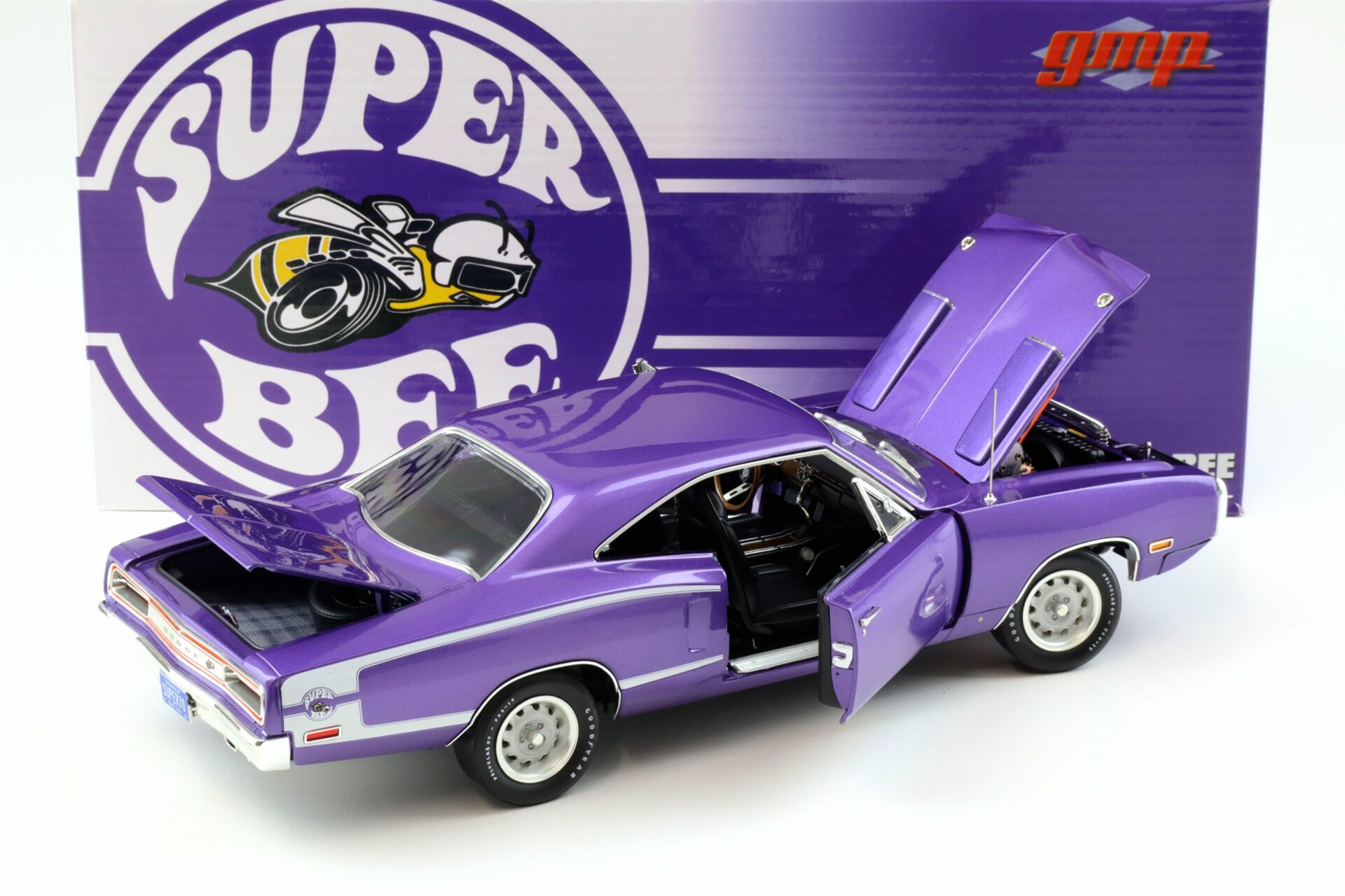 1:18 GMP 1970 Dodge Coronet Super Bee Coupe plum crazy purple 18860