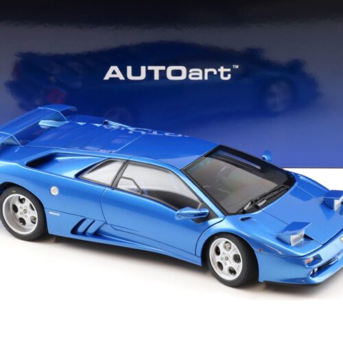 1:18 AUTOart 1993 Lamborghini Diablo SE30 blu Sirena/ metallic blue 79156