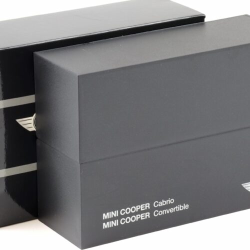 1:43 Minichamps Mini Cooper R52 Convertible British Racing green DEALER VERSION