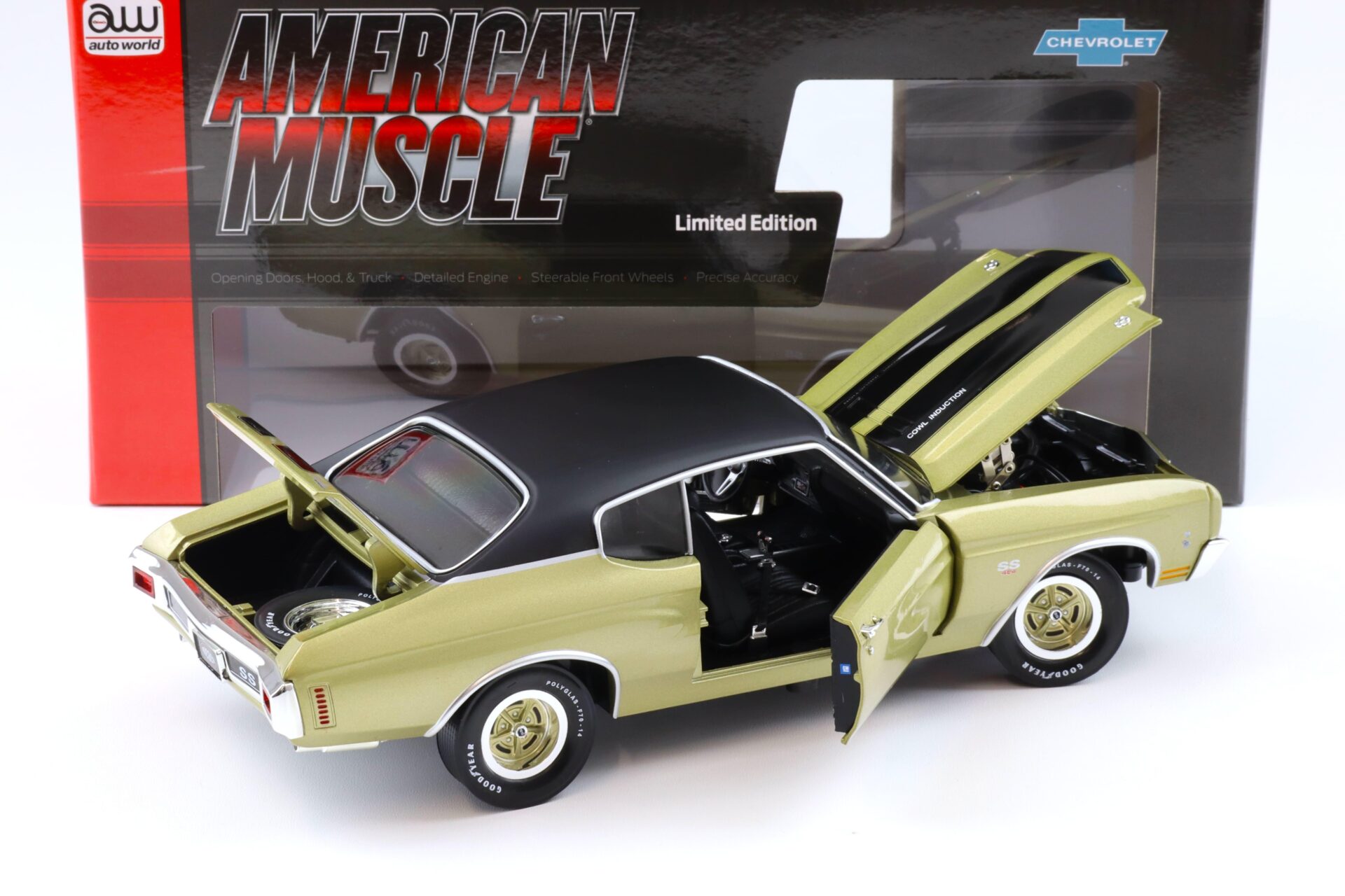 1:18 Auto World 1970 Chevrolet Chevelle SS Coupe MCACN Centenniel Gold/ black roof