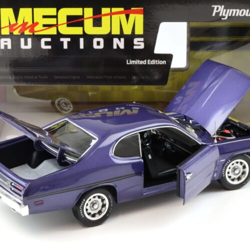 1:18 Auto World 1970 Plymouth Duster 340 Mecum Auction FC7 Inviolet