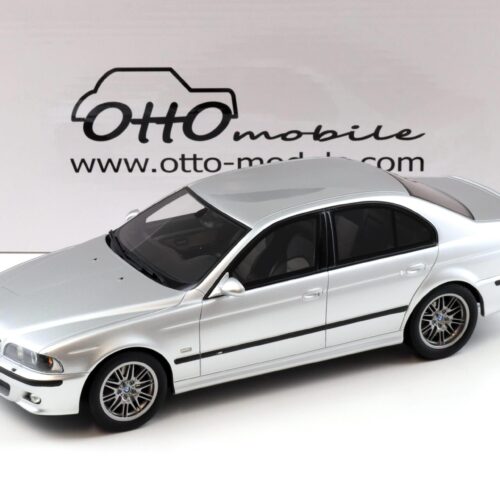 1:18 OTTO mobile OT747B BMW M5 E39 Limousine Titanium silver 2002