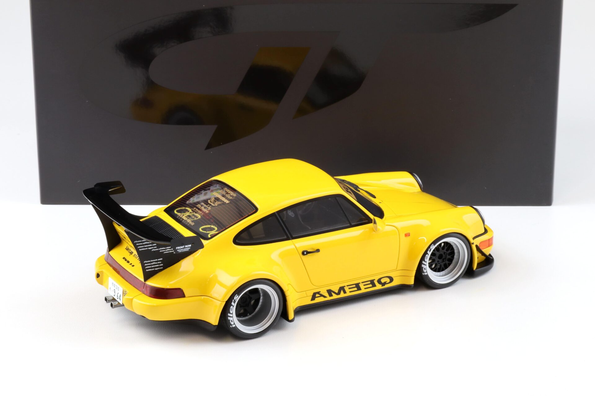 1:18 GT Spirit GT492 Porsche 911 964 RWB QEEMA Rauh-Welt yellow 2024