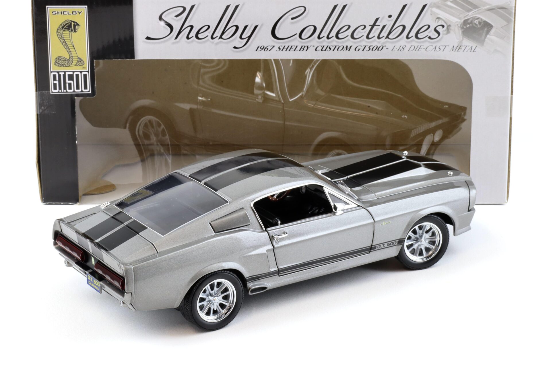 1:18 Shelby Collectibles 1967 Shelby Custom GT 500 grey/black like ELEANOR