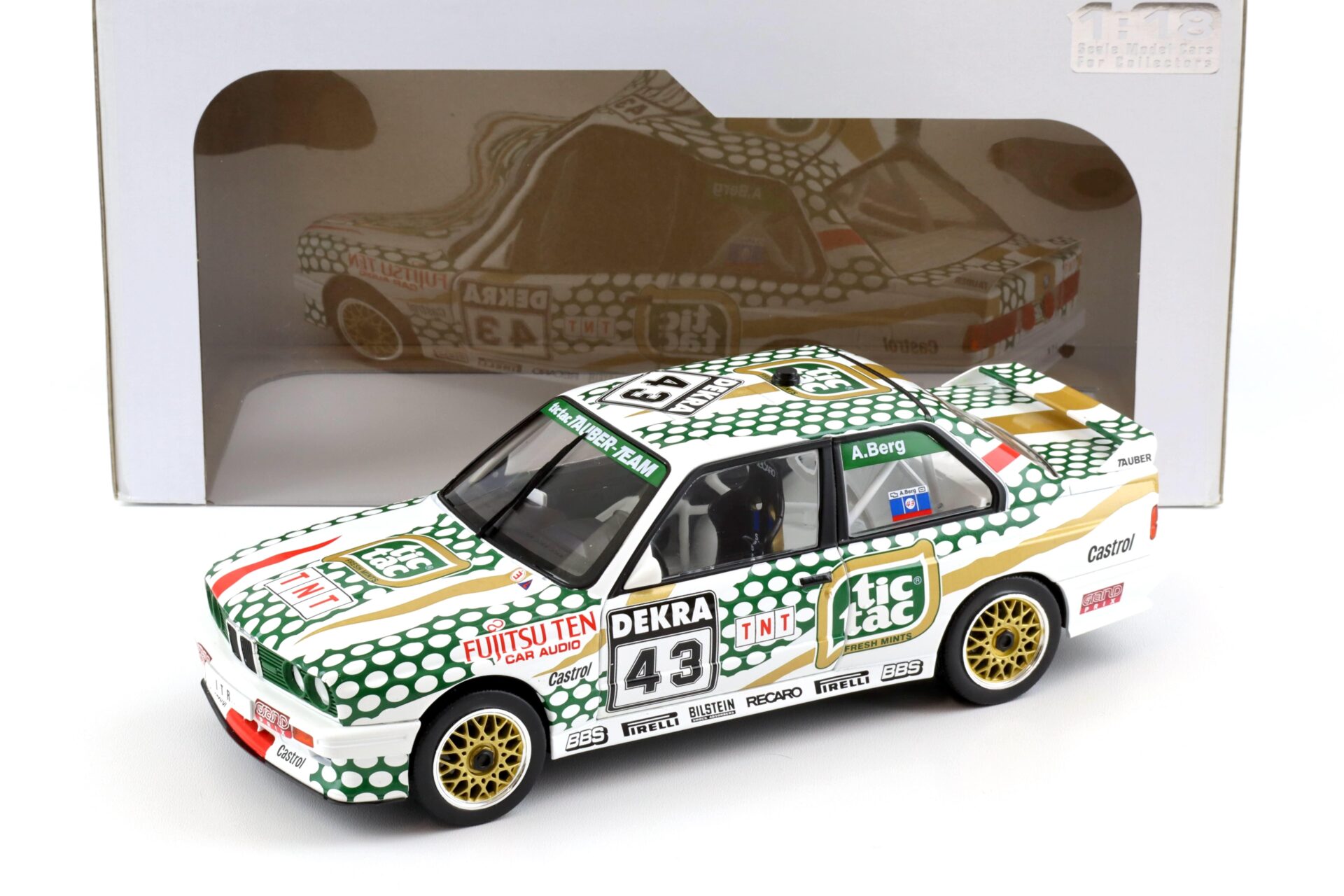 ID 98998 orig.jpg 1:18 Solido BMW M3 E30 DTM 1991 A.Berg #43 Tictac white/ green