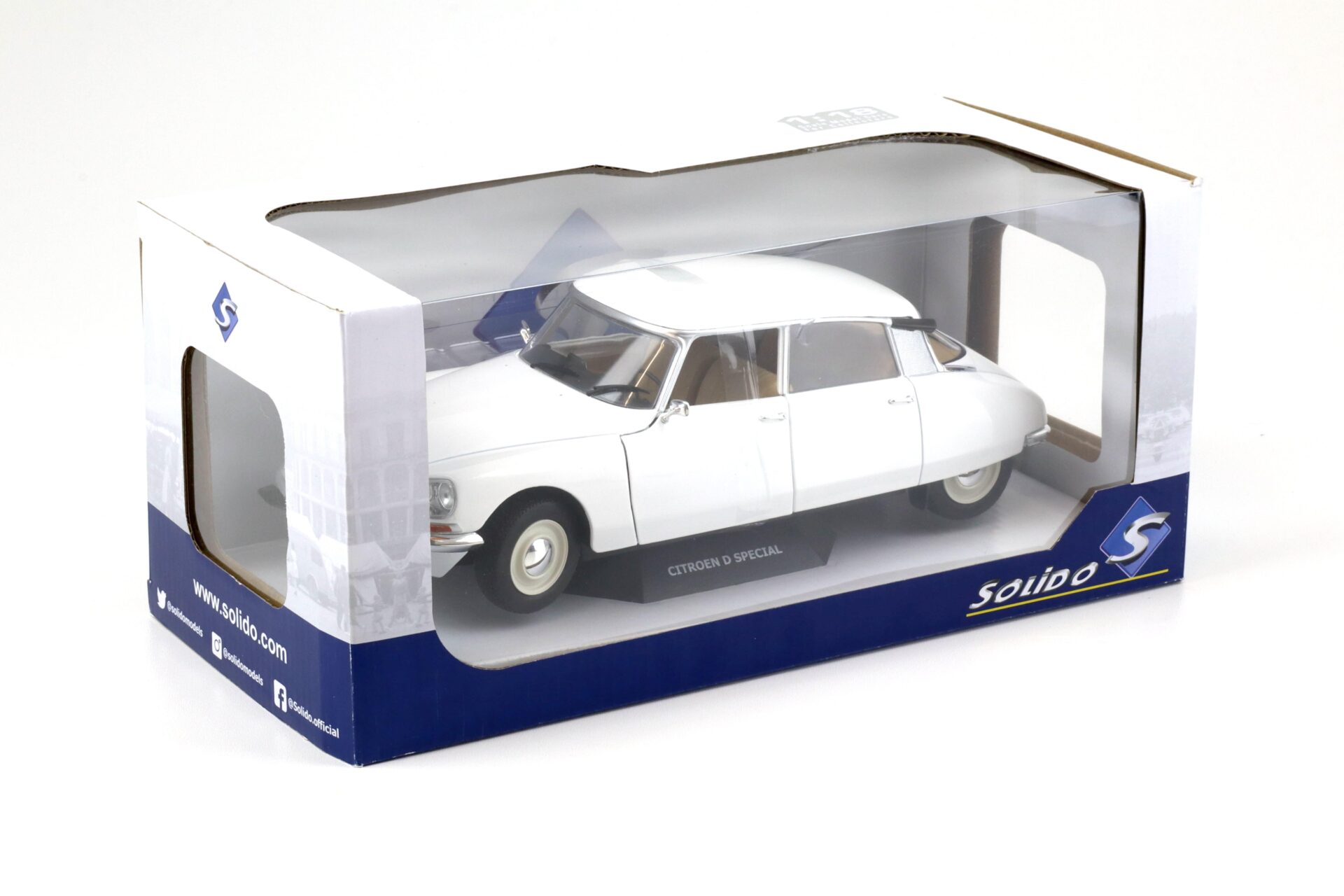 1:18 Solido Citroen D Special 1972 white