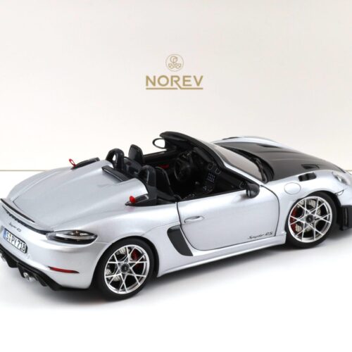 1:18 Norev Porsche 718 Spyder RS Weissach Package 2023 GT-silver metallic