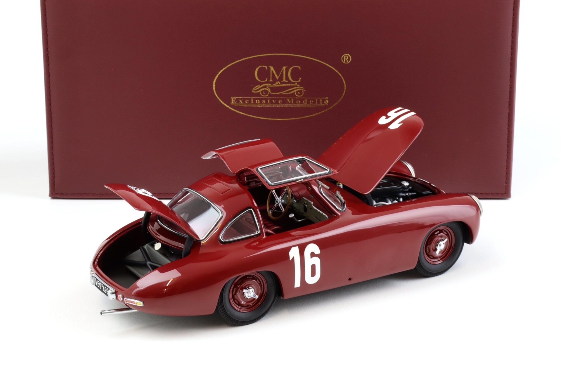 1:18 CMC Mercedes 300SL (W194) #16 Großer Preis von Bern 1952 Caracciola M-160