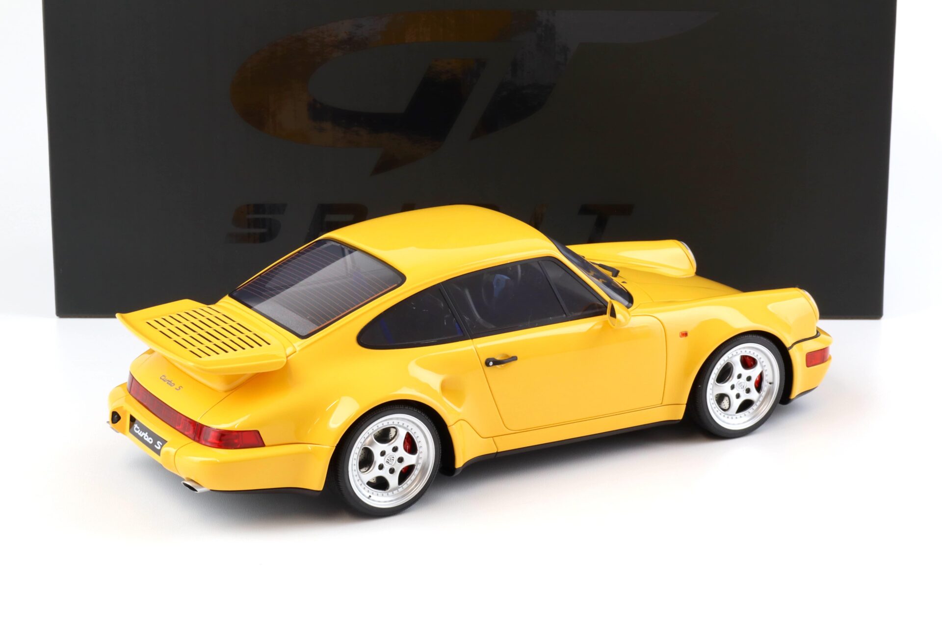 1:12 GT Spirit GT948 Porsche 911 964 Turbo S Coupe 1993 Speed yellow