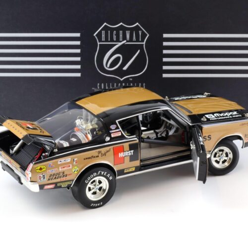 1:18 Highway61 Plymouth Barracuda Hemi Under Glass 1966 black/ bronze