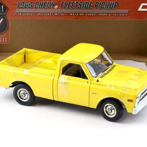 1:18 Highway61 Chevrolet Chevy Fleetside C/10 Pickup 1969 yellow
