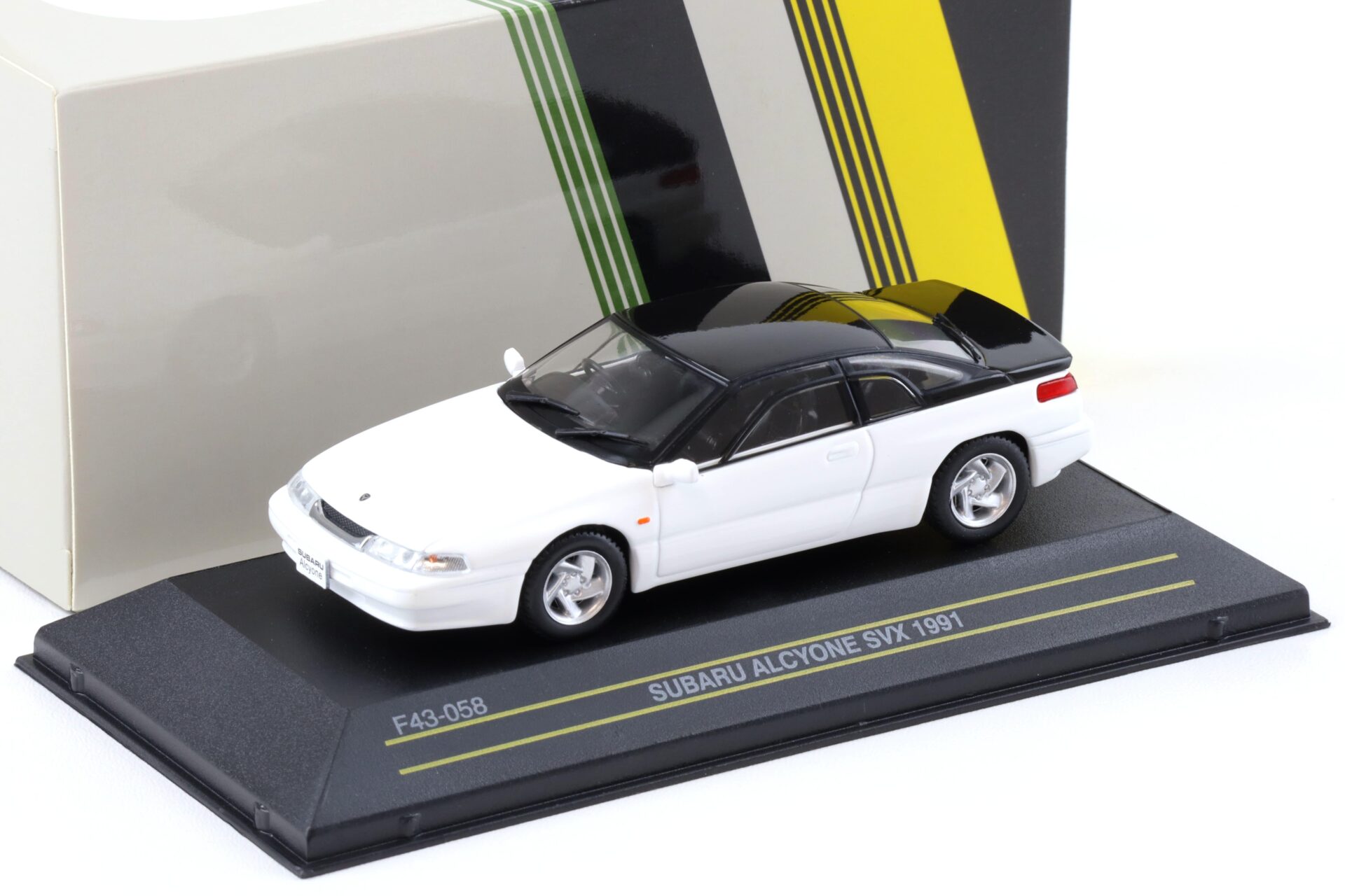 1:43 First43 Subaru Alcyone SVX Coupe 1991 white