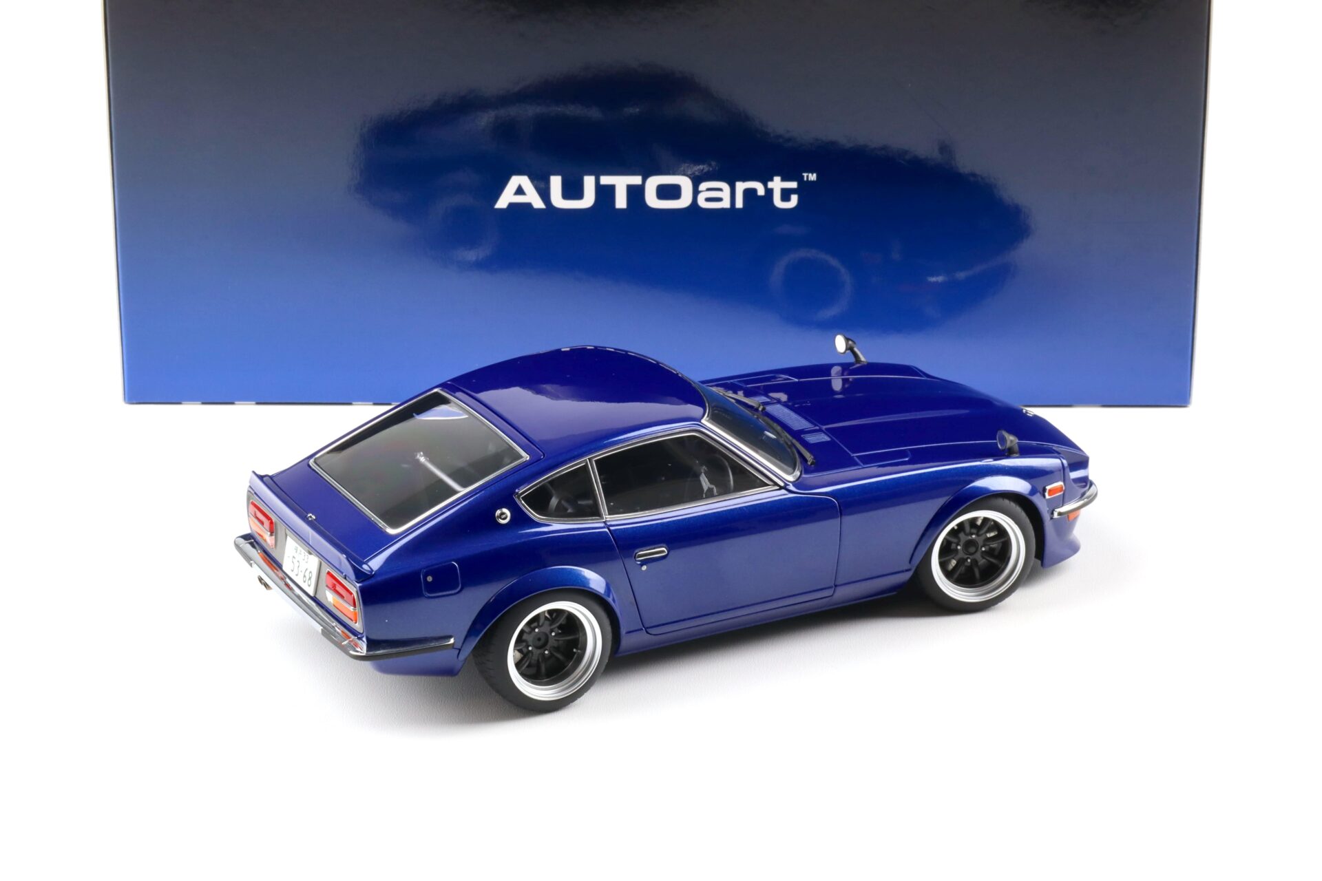 1:18 AUTOart Nissan Fairlady Z (S30) Wangan Midnight Akuma no Z Comic 1 Version 77453