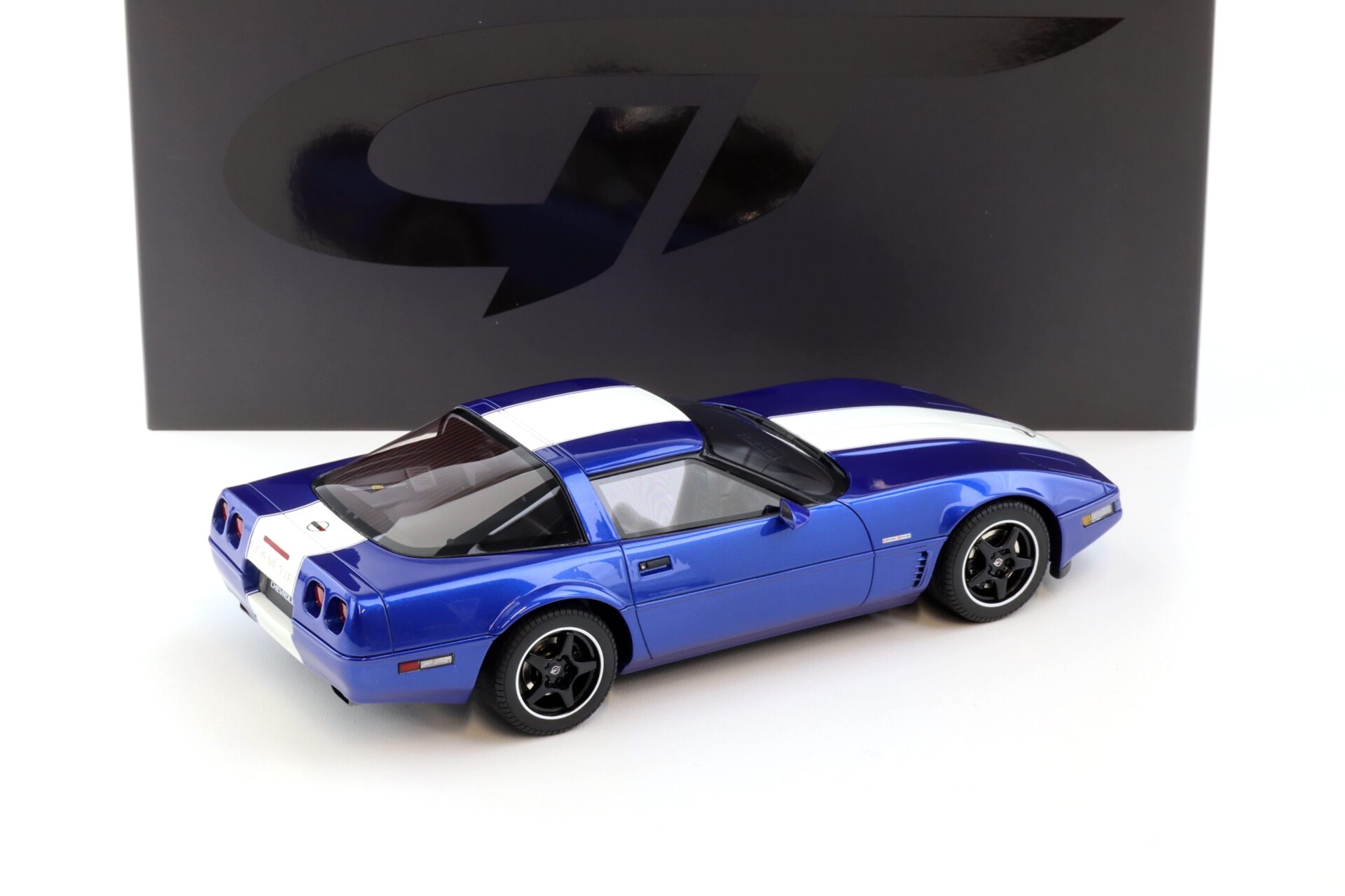 1:18 GT Spirit GT538 Chevrolet Corvette C4 Gran Sport Admiral blue 1996