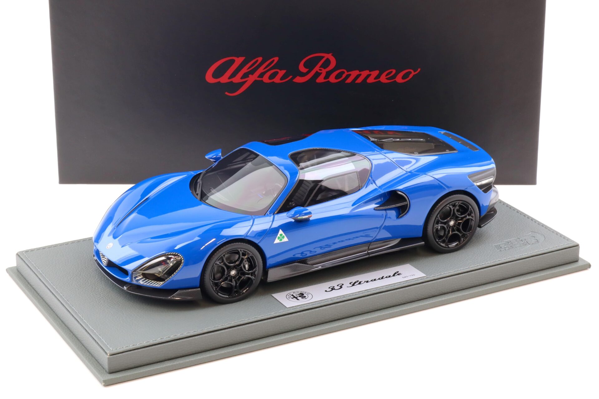1:18 BBR Alfa Romeo 33 Stradale Blue reale - Limited 133 pcs.
