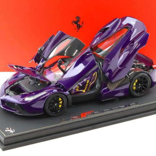 1:18 BBR Ferrari LaFerrari purple Dubai/ Viola Vio 2012 with Showcase - Limited 300 pcs.