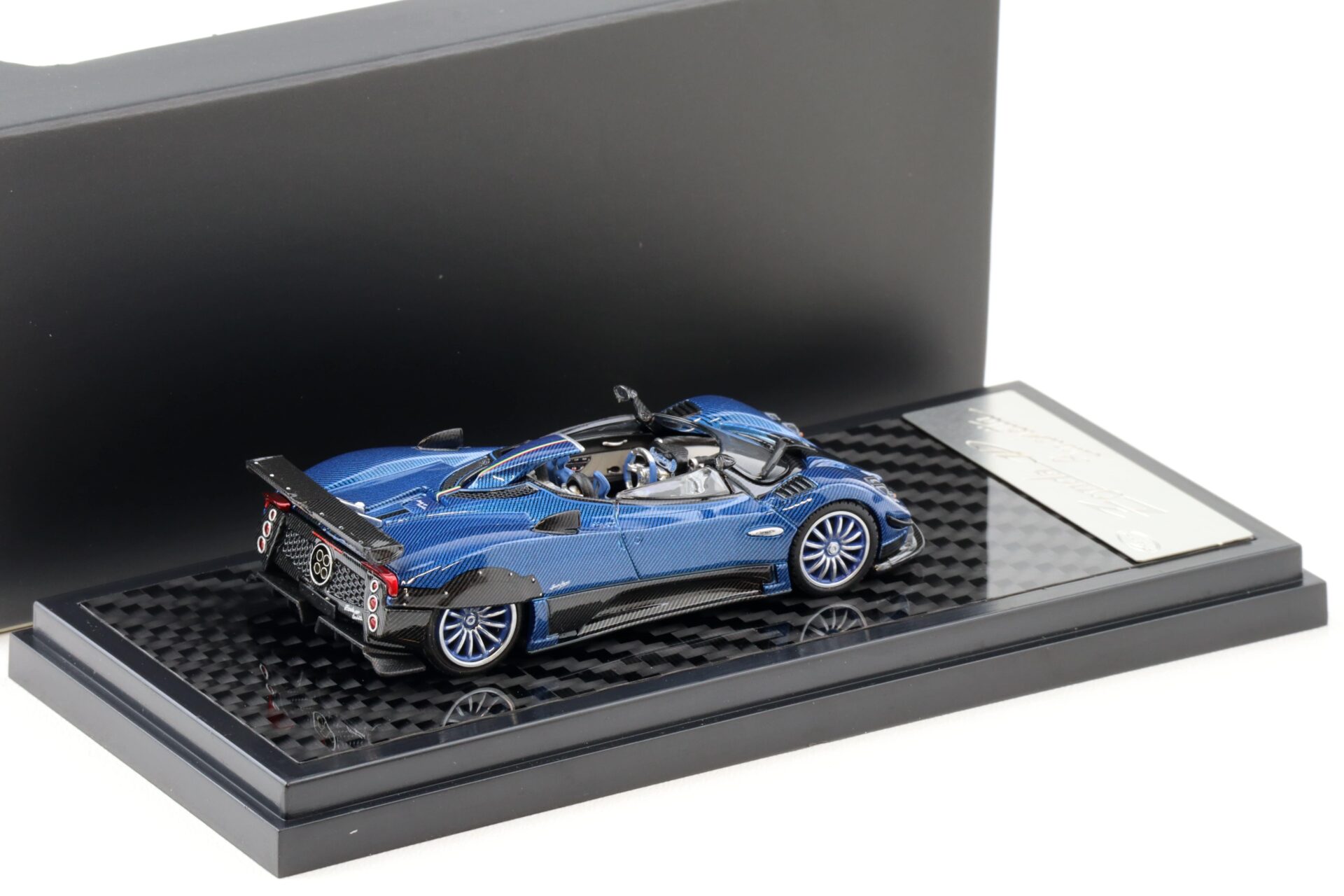1:64 LCD Models Pagani Zonda HP Barchetta Carbon blue LCD64018-CBU