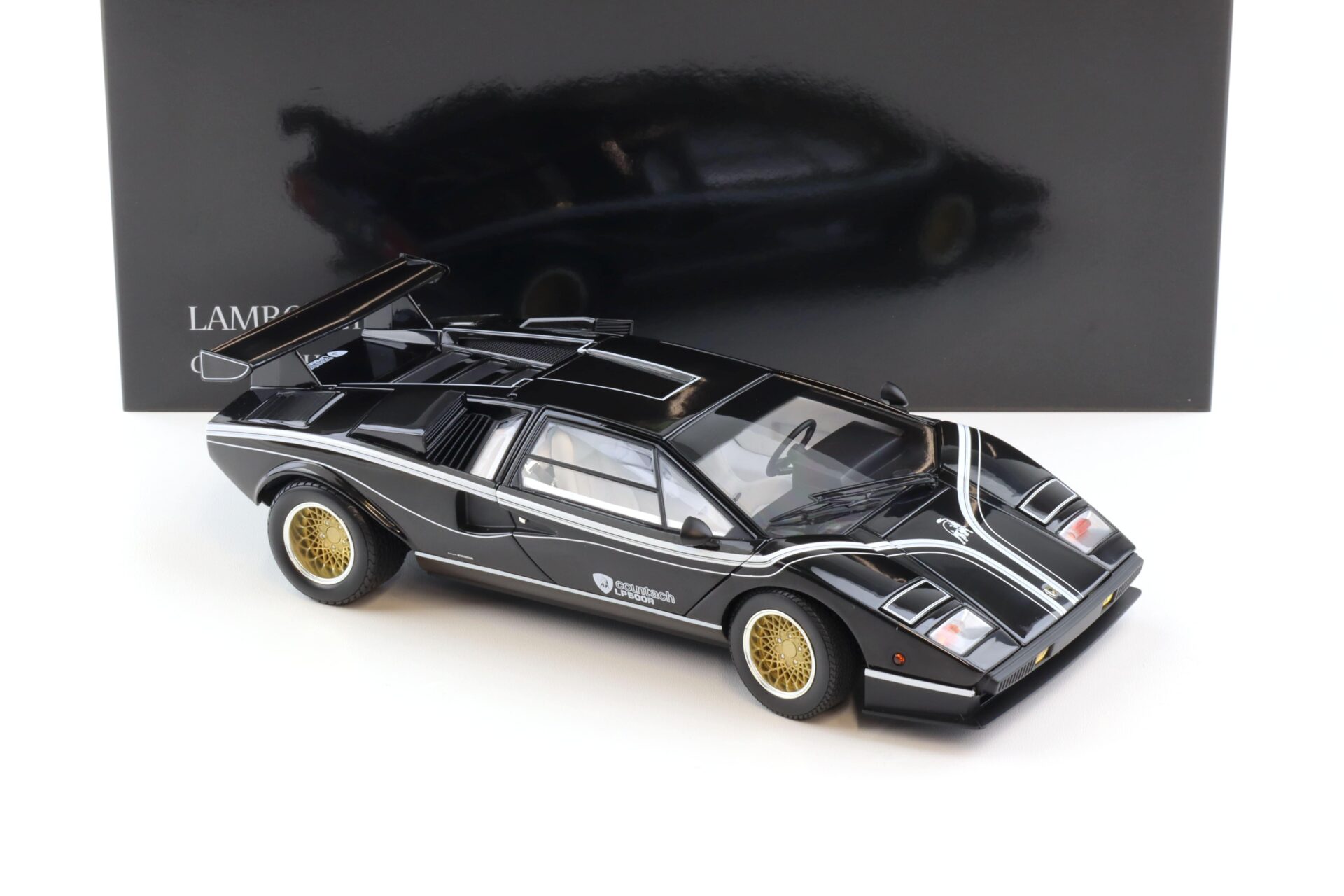 1:18 Kyosho Lamborghini Countach LP 500R Coupe black/ gold wheels 08320C