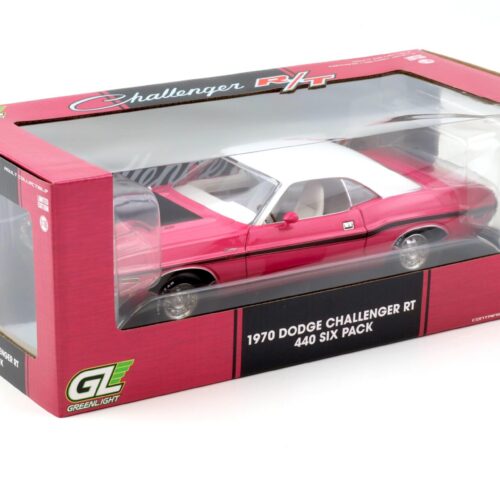1:18 Greenlight 1970 Dodge Challenger R/T 440 Six Pack Coupe Panther pink