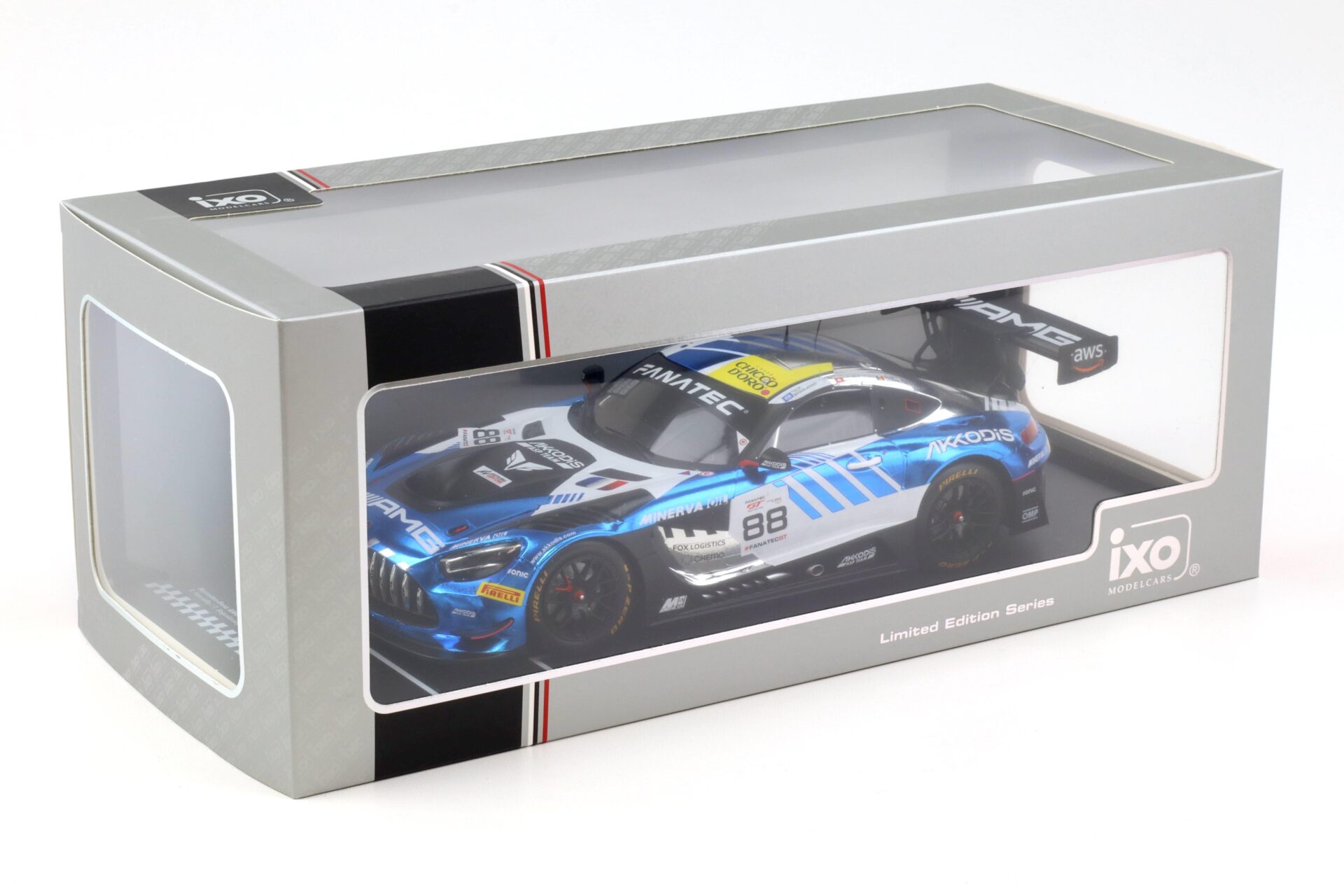 1:18 IXO Mercedes AMG GT3 EVO #88 GTWC Champion 2023 AMG Team AKKodis ASP