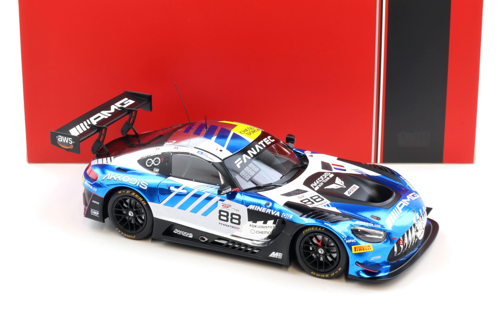 1:18 IXO Mercedes AMG GT3 EVO #88 GTWC Champion 2023 AMG Team AKKodis ASP
