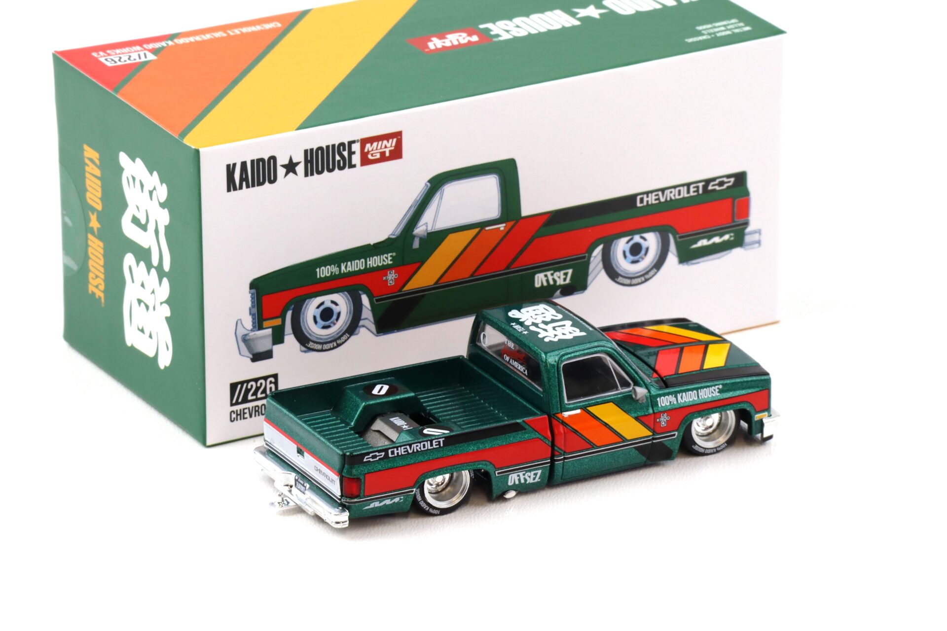 1:64 TSM Mini GT Kaido House Chevrolet Silverado Kaido Works V3 1980