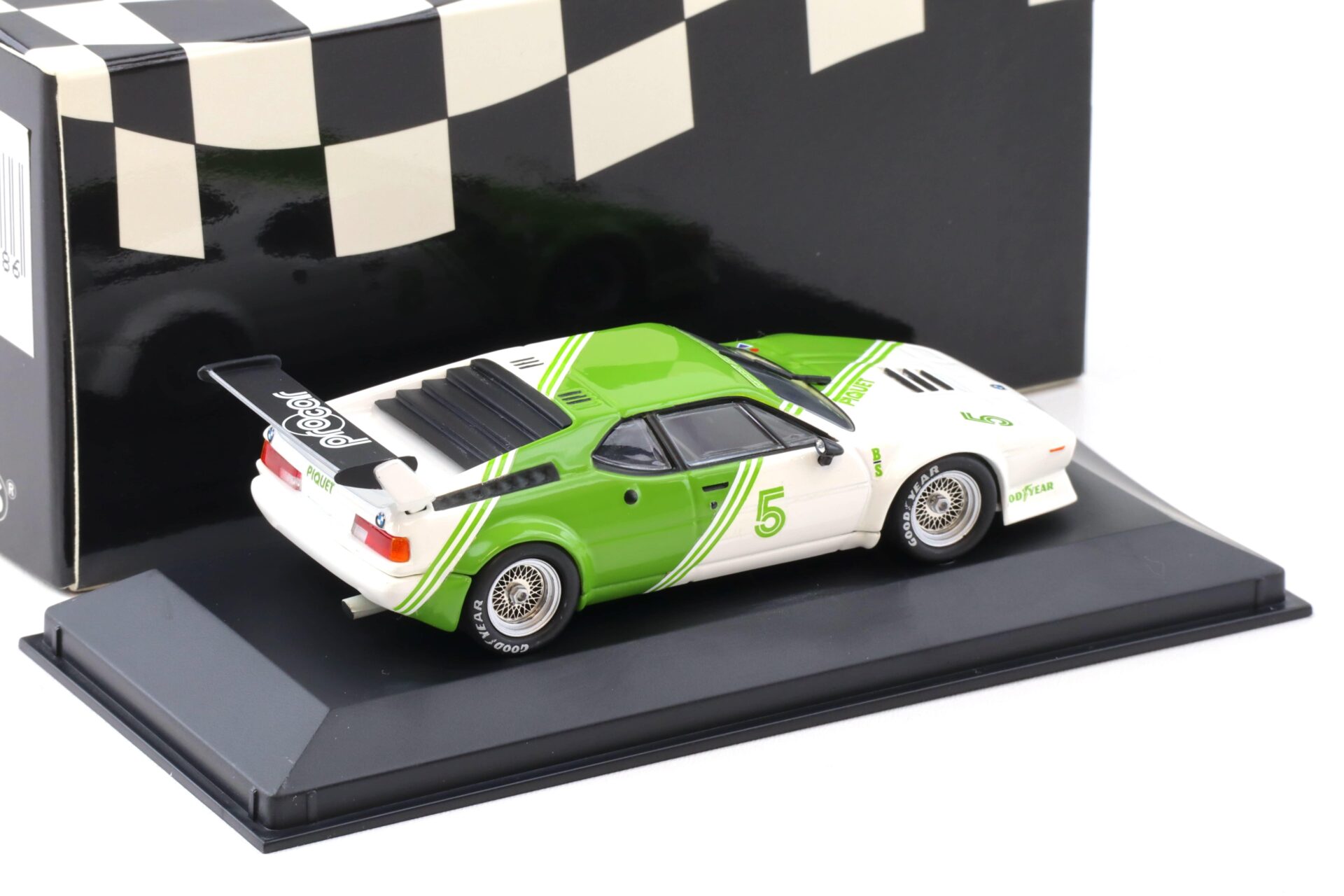 1:43 Minichamps BMW M1 ProCar Workscar N.Piquet #5 white/ green