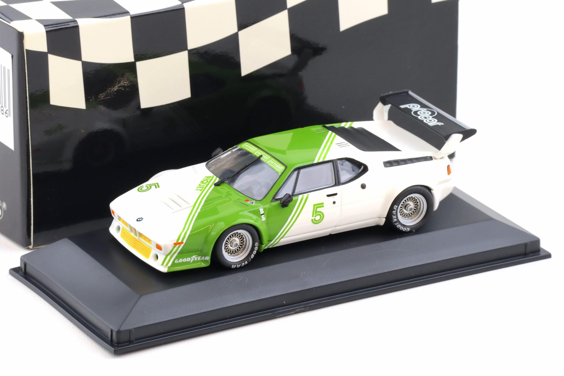 1:43 Minichamps BMW M1 ProCar Workscar N.Piquet #5 white/ green