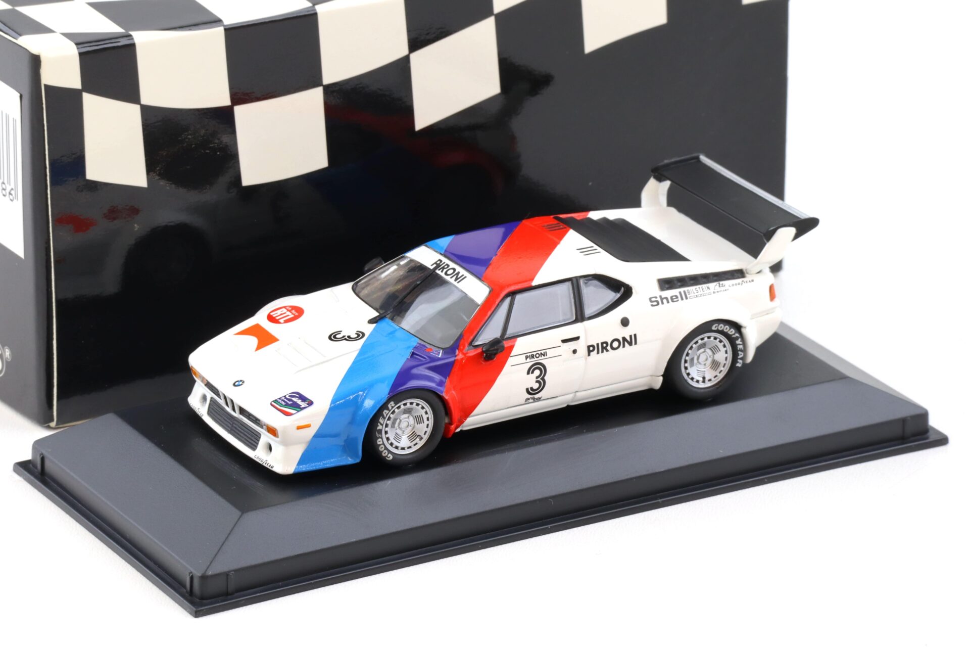 1:43 Minichamps BMW M1 ProCar Workscar D.Pironi #3