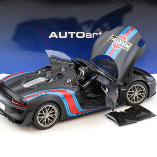 1:18 AUTOart Porsche 918 Spyder Weissach Package 2013 black/ Martini Livery 77929