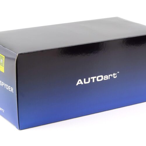 1:18 AUTOart Porsche 918 Spyder Weissach Package 2013 black/ Martini Livery 77929