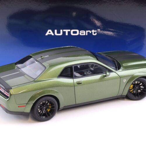 1:18 AUTOart Dodge Challenger SRT Jailbreak 2022 F8 green metallic 71761