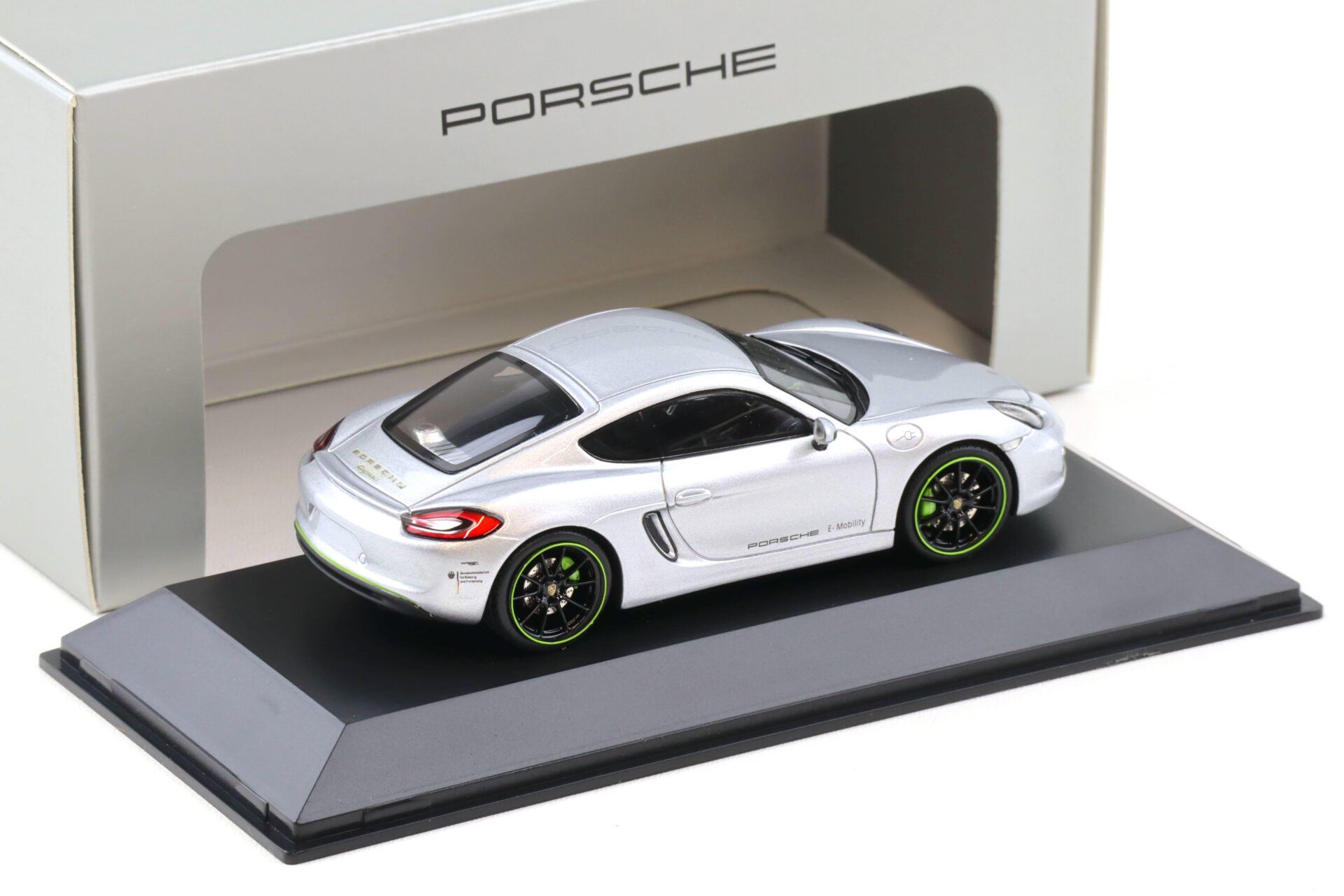 1:43 Spark Porsche Cayman E Coupe E981 Rhodium silver WAP DEALER