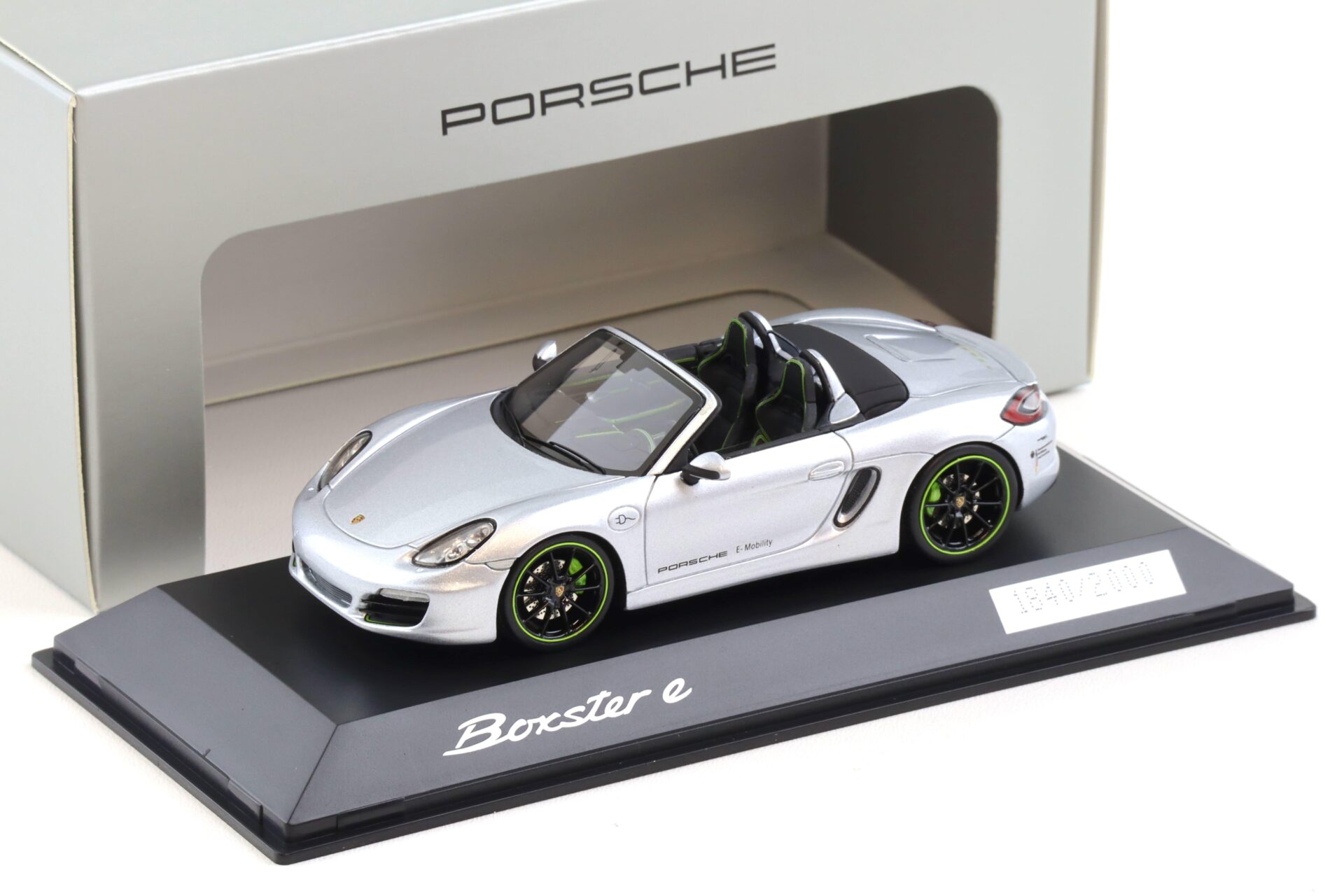 1:43 Spark Porsche Boxster E Spyder E981 Rhodium silver WAP DEALER