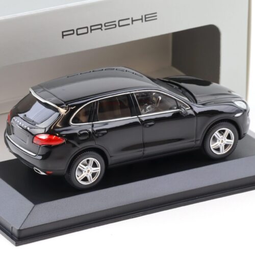 1:43 Minichamps Porsche Cayenne Platinum Edition 2013 black WAP DEALER