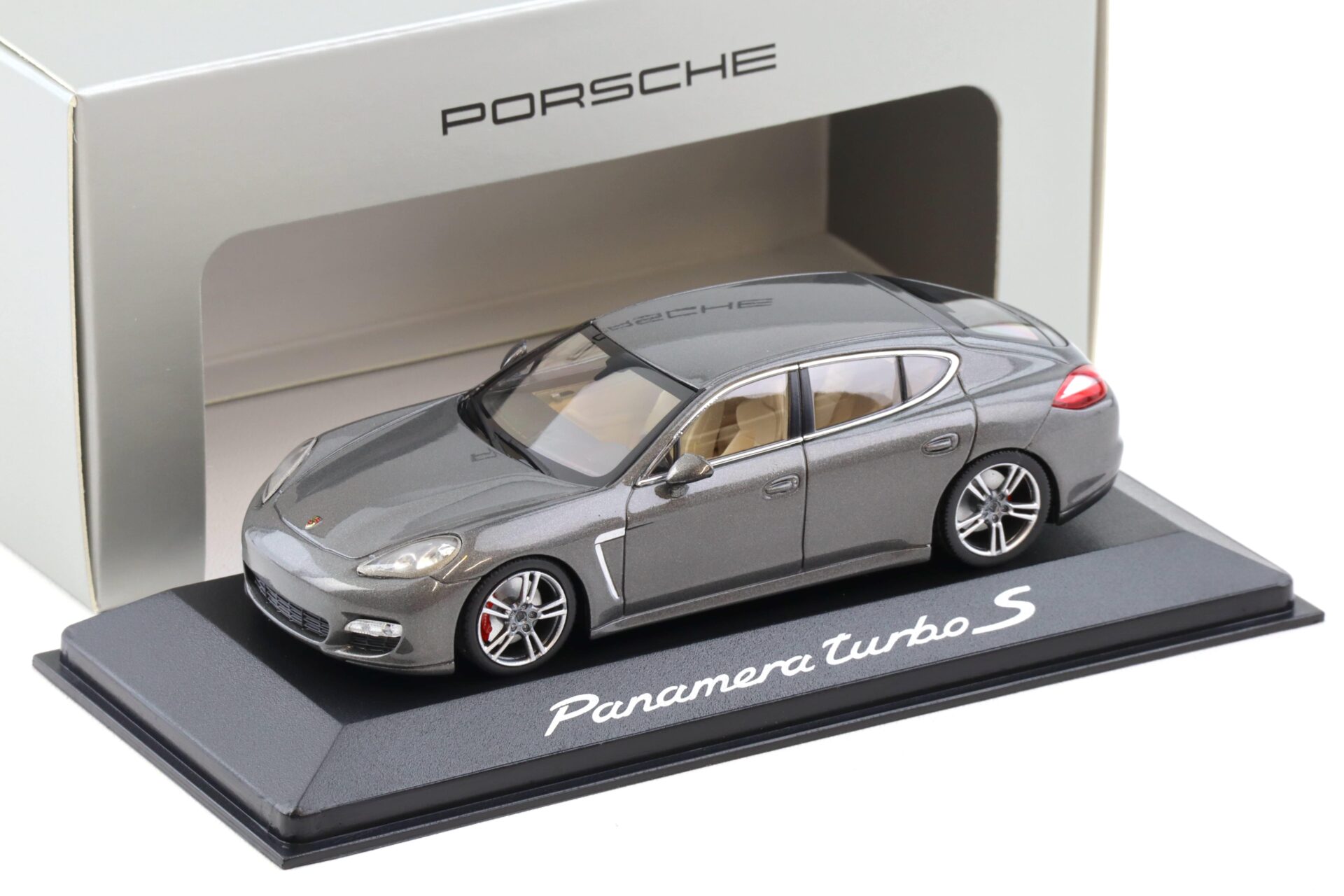 1:43 Minichamps Porsche Panamera Turbo S 2013 Achat grey WAP DEALER