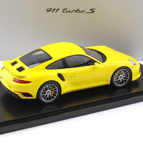 1:18 Spark Porsche 911 991.2 Turbo S Coupe Racing yellow WAP DEALER