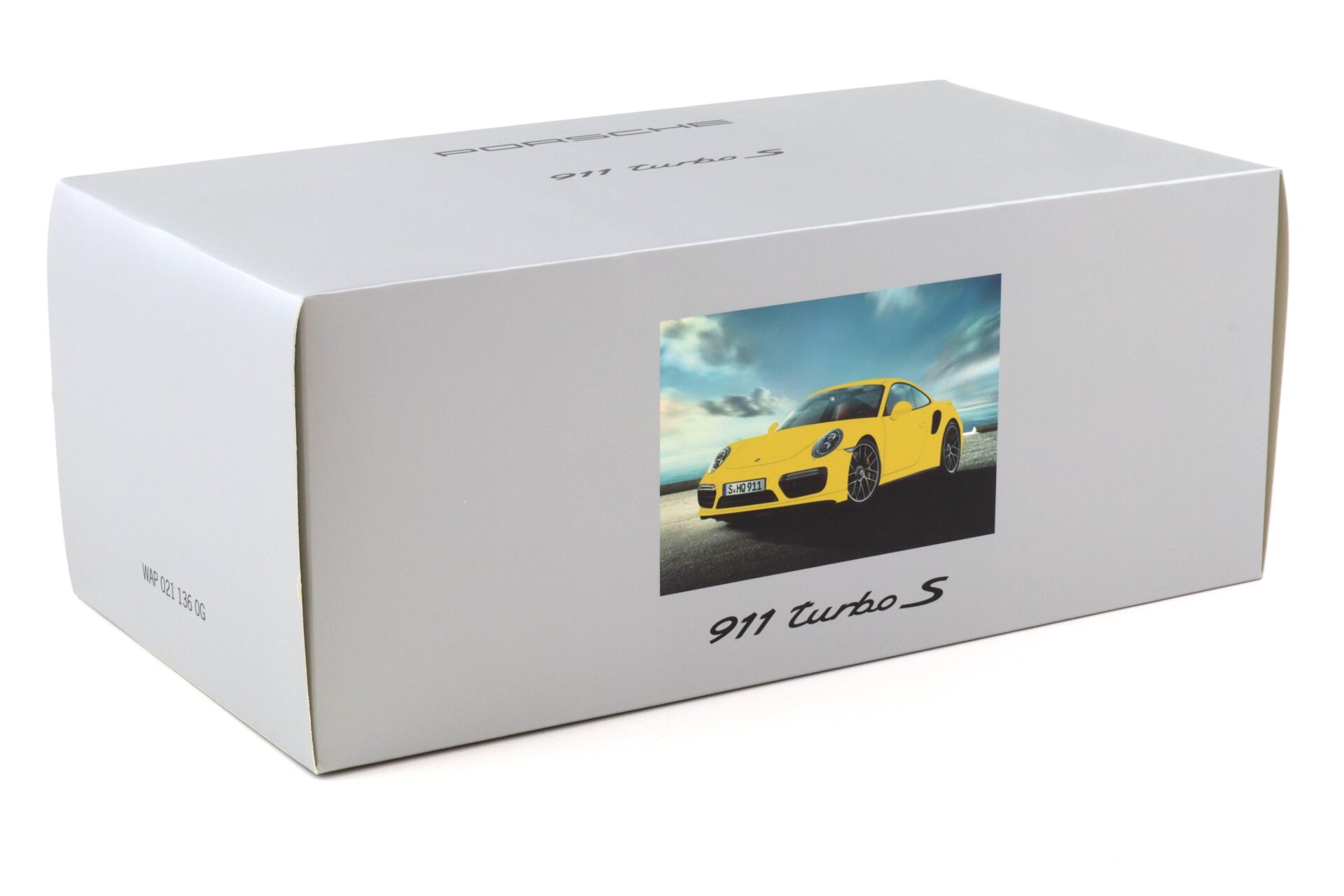 1:18 Spark Porsche 911 991.2 Turbo S Coupe Racing yellow WAP DEALER