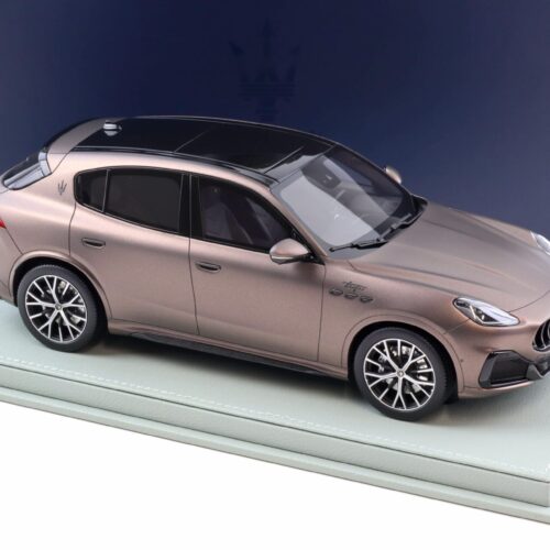 1:18 BBR Maserati Grecale Trofeo 2022 metallic matt bronze DEALER VERSION