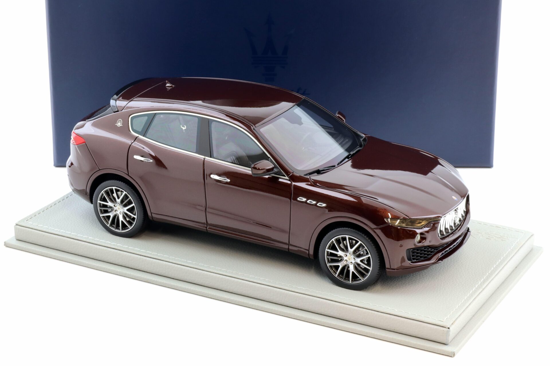 1:18 BBR Maserati Levante 2016 Rame metallic DEALER VERSION