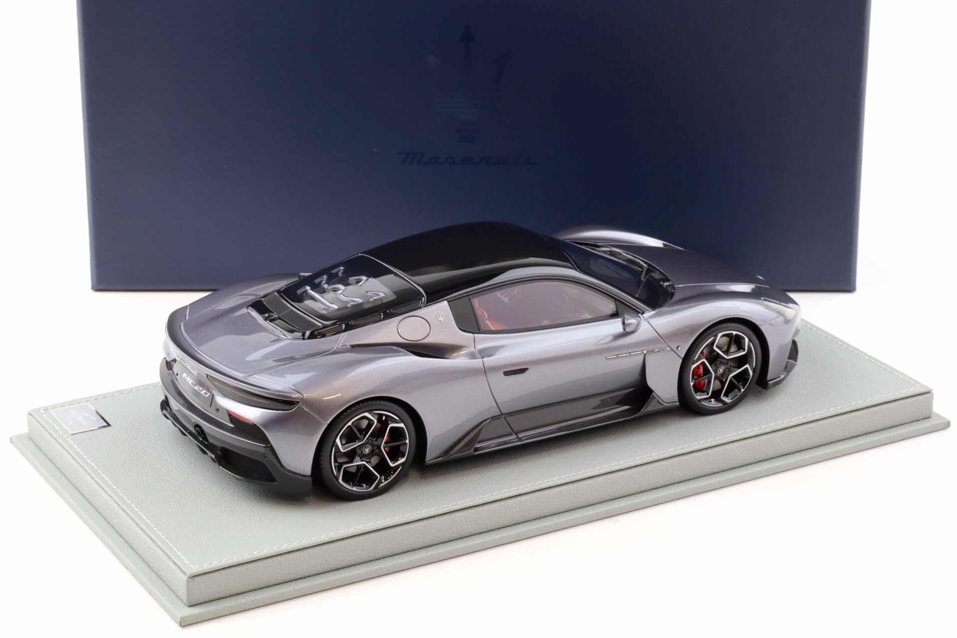 1:18 BBR Maserati MC20 Coupe 2020 Grigio Misterio DEALER VERSION