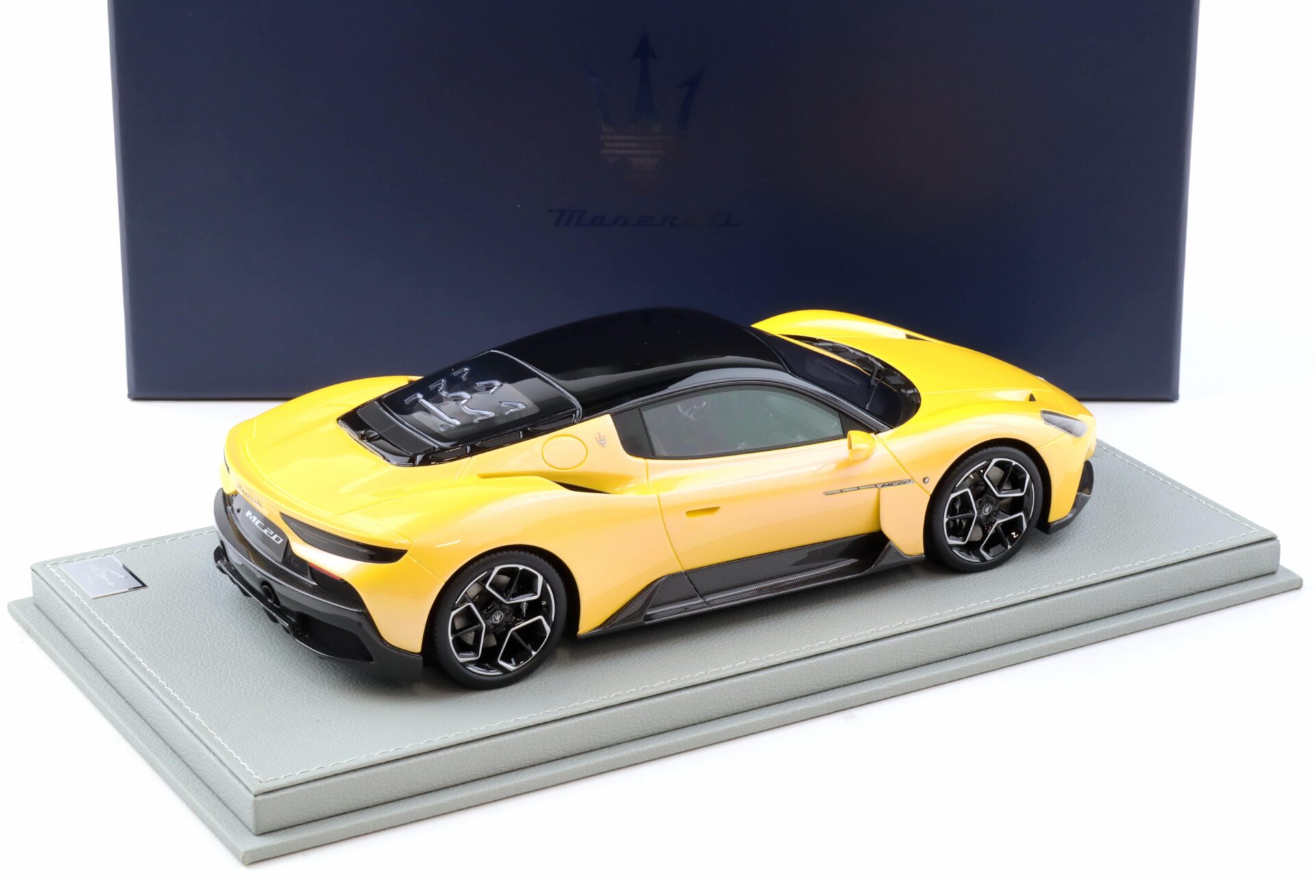 1:18 BBR Maserati MC20 Coupe 2020 Giallo Genio DEALER VERSION