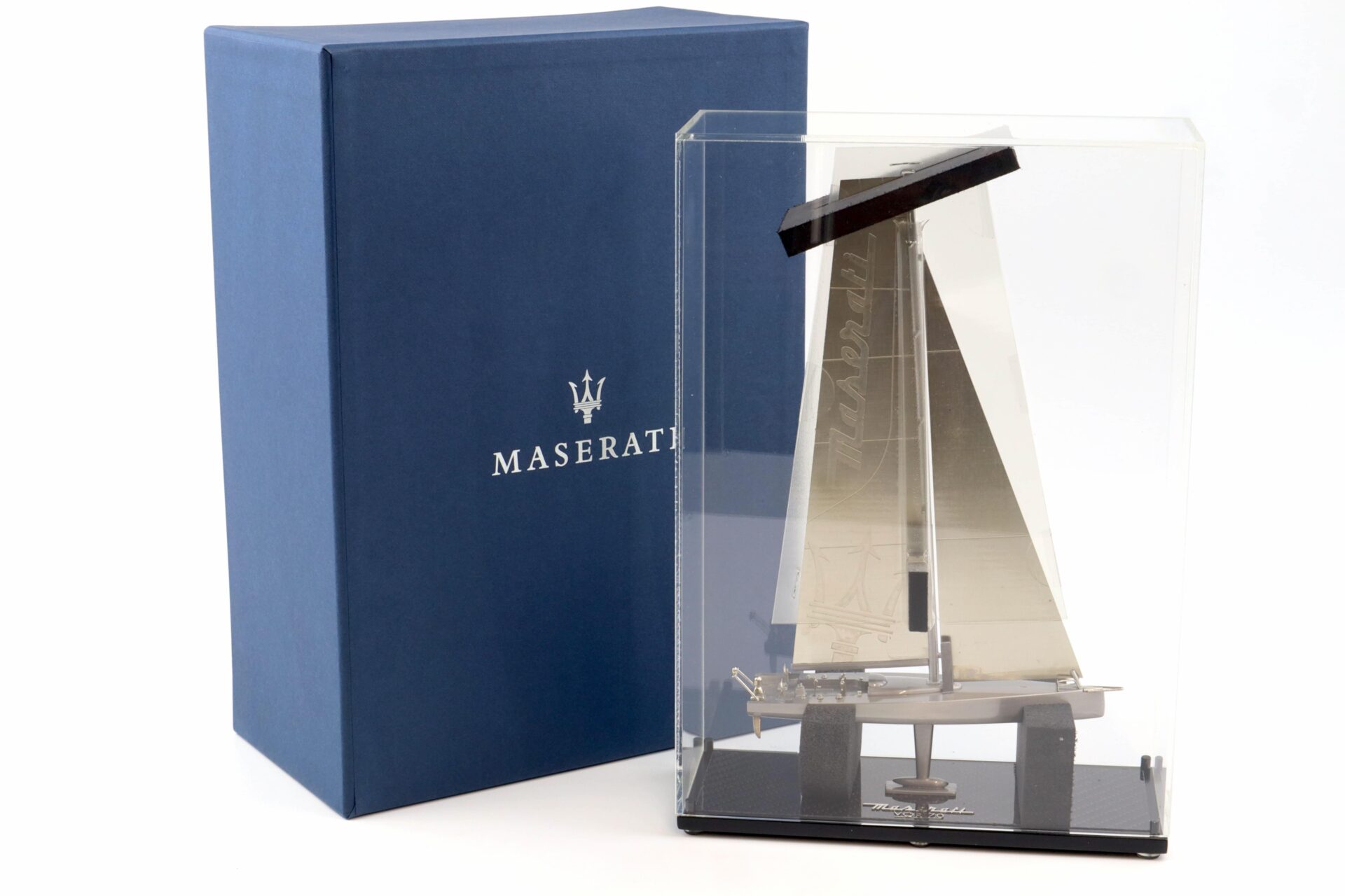 1:144 Brooklin Models Maserati VOR 70 Segelschiff Metall DEALER VERSION