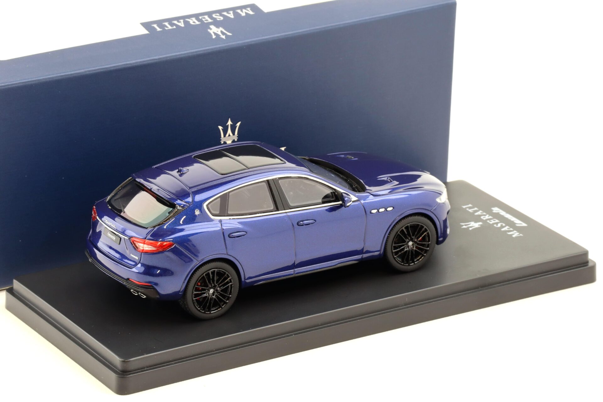 1:43 TSM Model Maserati Levante V8 Trofeo Blu Emozione DEALER VERSION