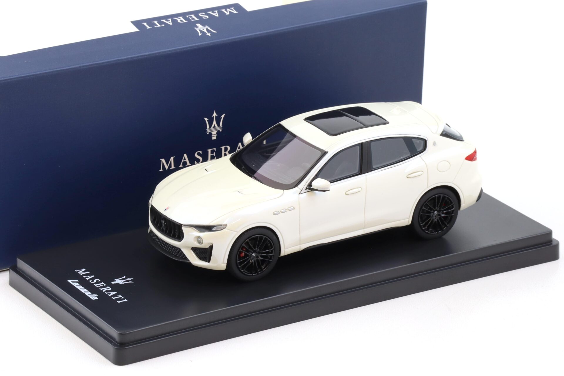 1:43 TSM Model Maserati Levante V8 Trofeo Bianco Birdcage DEALER VERSION