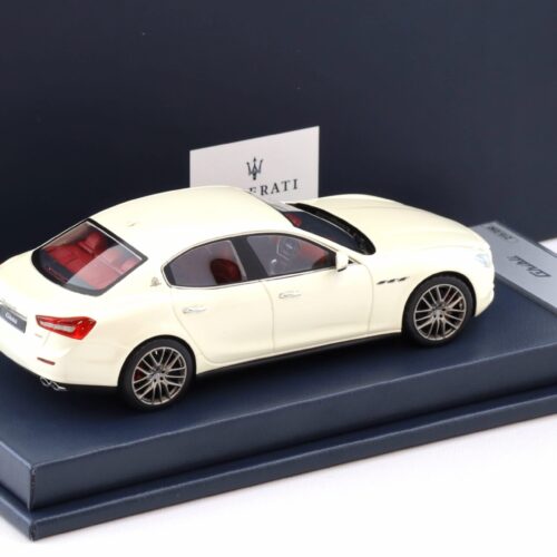 1:43 BBR Maserati Ghibli MY14 Limousine Bianco Alpi DEALER VERSION