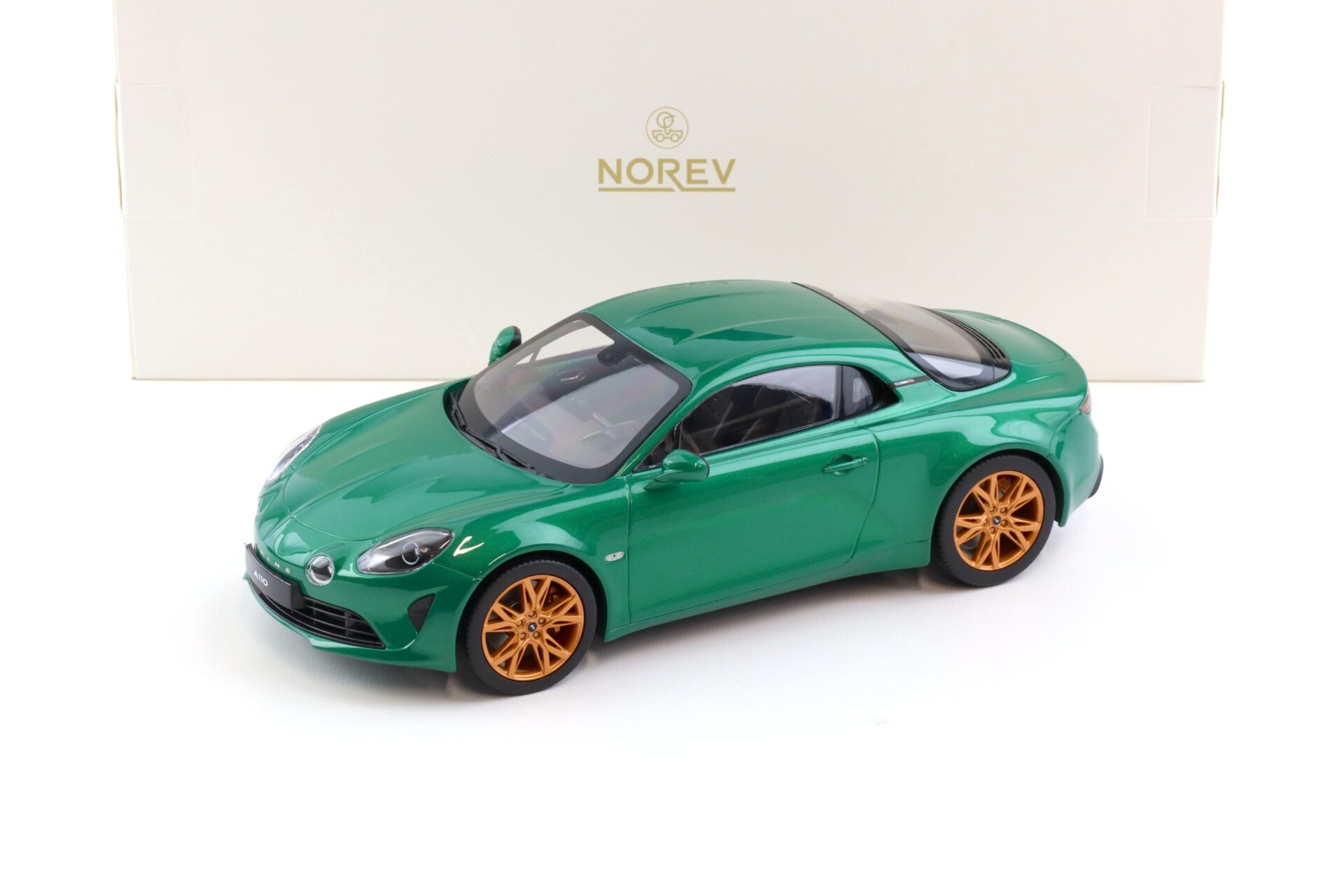 1:18 Norev Alpine A110 GT 2022 Emeraude green metallic - Limited 110 pcs.