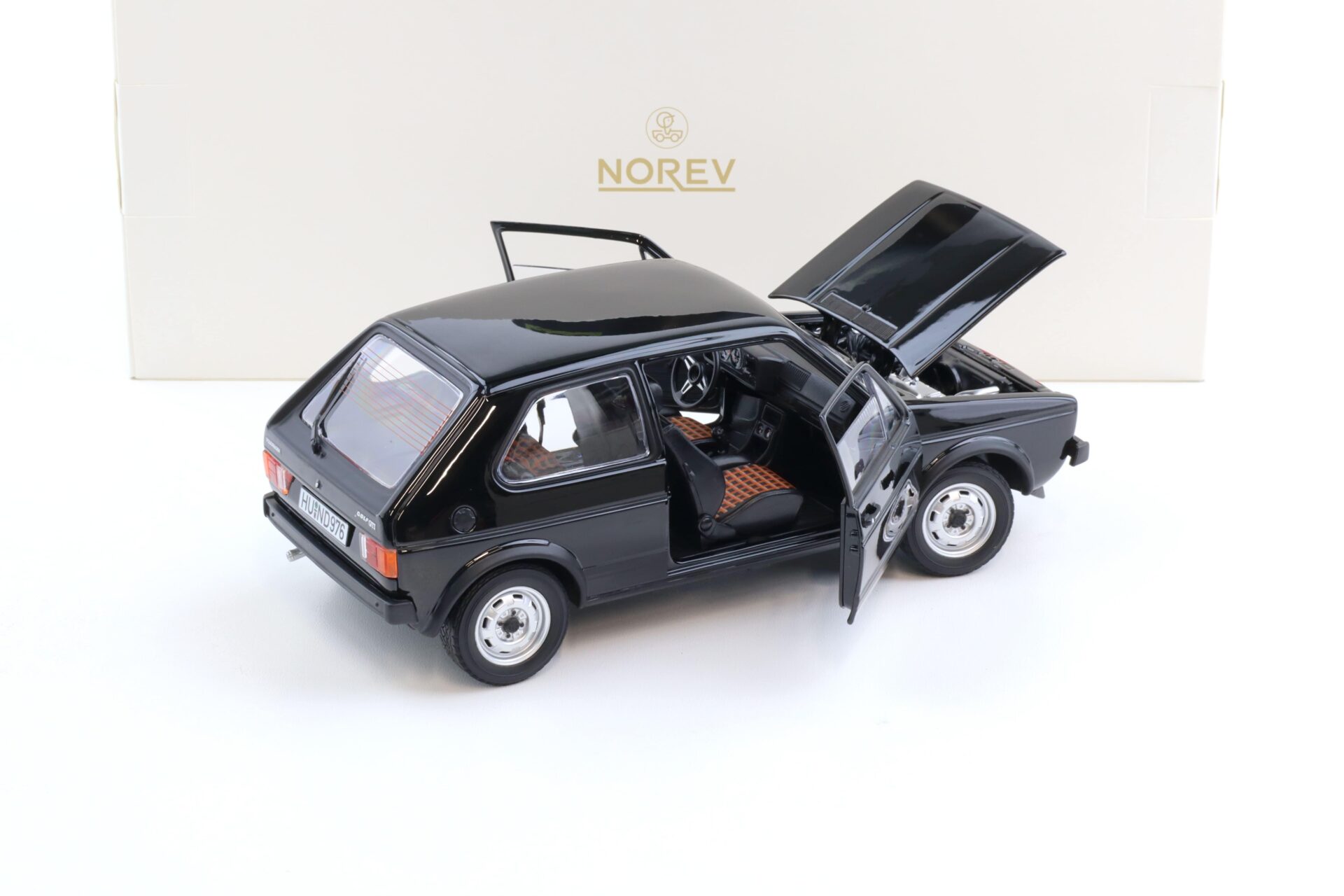 1:18 Norev VW Golf 1 GTI black 1976