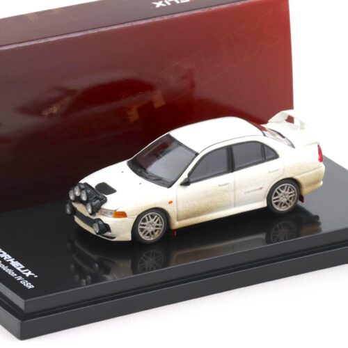 1:64 Motorhelix Mitsubishi Lancer Evolution IV GSR Muddy Version with Rally light